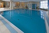Hotel Rubin medencéje Budán - Wellness hétvége Budapesten