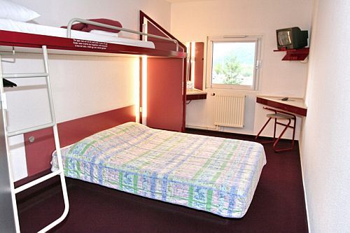 Drive Inn Hotel Törökbálint, tiszta és praktikus szoba Törökbálinton