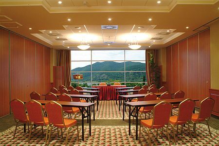 ✔️ Thermal Hotel Visegrád tárgyalóterme panorámás kilátással