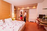 Hotel Corvus Aqua**** Gyopárosfürdő romantikus, elegáns hotelszobája