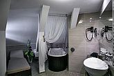 4*Grand Hotel Glorius nászutas jacuzzis lakosztálya