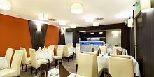 Hotel Auris étterme Szeged centrumában, magyaros ételkülönlegességekkel