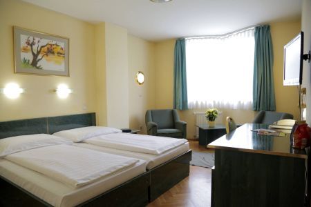 Budapesti szálloda - szoba - Budapest hotel Bara - szálloda