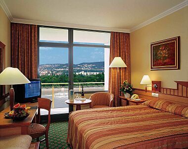 4* Légkondicionált szoba Budapesten a Hotel Helia szállodában