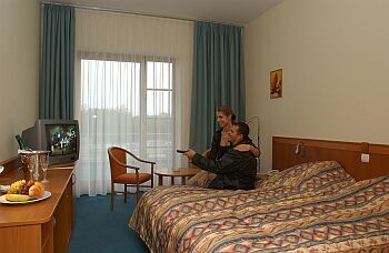Wellness hétvégi akciók Hajdúszoboszlón az Aqua Sol szállodában - Akciós szép kétágyas szoba