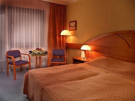 Lövér szálloda - sport wellness hotel Lővér - Lővér szoba - Lövér apartment - Wellness hétvége Sopronban
